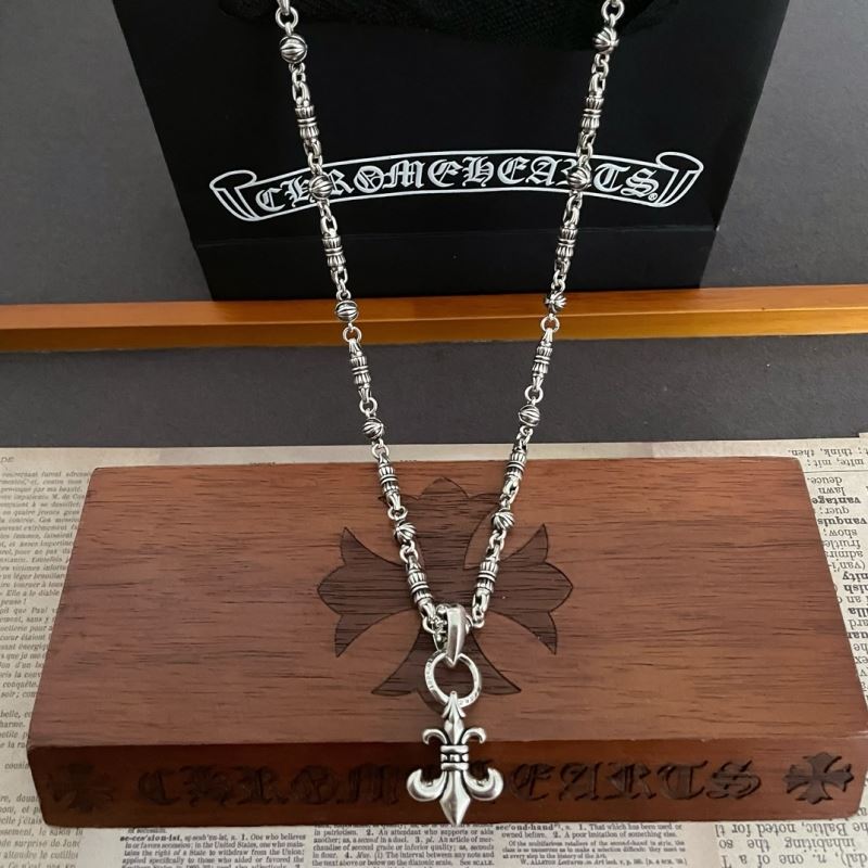 Ch**me He**ts necklaces